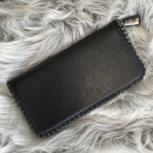🎀 REDUCED 🎀 Black wallet/clutch